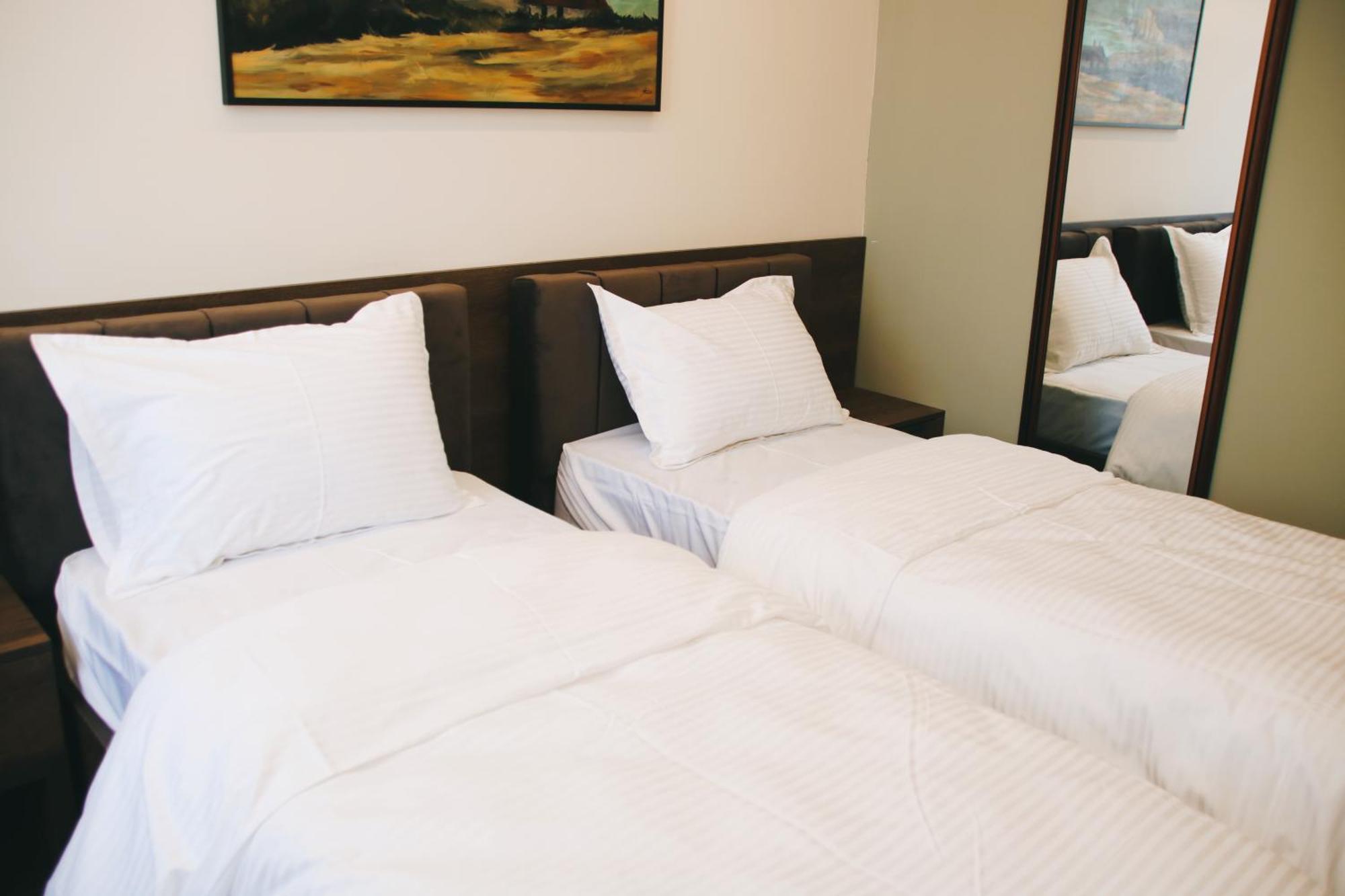 Hotel Rozafa Suhareke Экстерьер фото